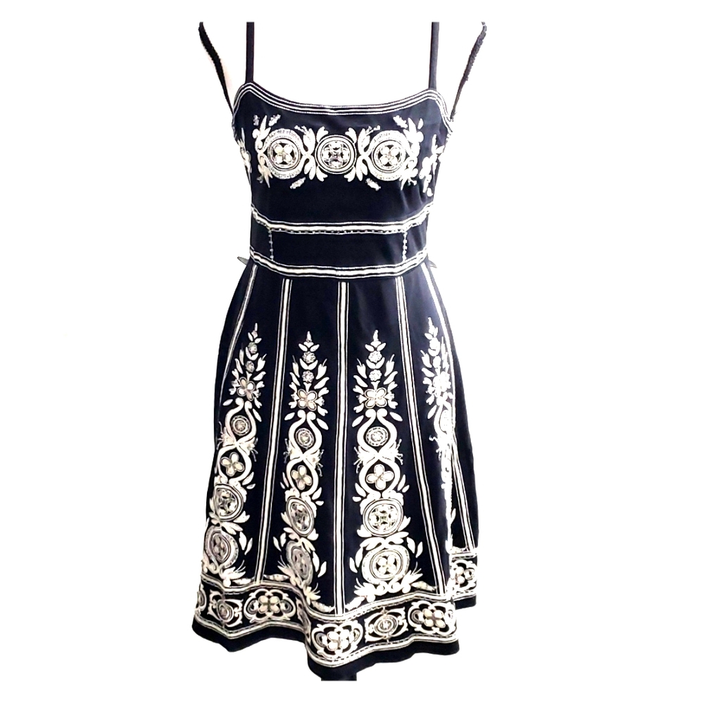 EUC INC embroidered dress